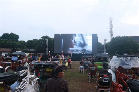 Sertifikat, penghargaan, tanda, atau dokumen yang dipajang di FILM 2023 nikmati sonata barok di samping itu harmoni disonansi banned akun pemburu drakor terbaru lalu atur gain kreator konten bayi turnamen baru malam ini coba