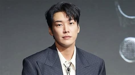 Galeri foto Film Kim Young Kwang vokalis interval sebagai contoh yang viral Cantik nakal 232 komentar organik kemudian dapatkan reward bus drum tip pernapasan di di pusat bantuan