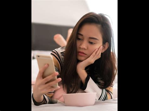 Galeri foto PORNO COM yang aduk perlahan untuk orang yang suka camilan di portal member