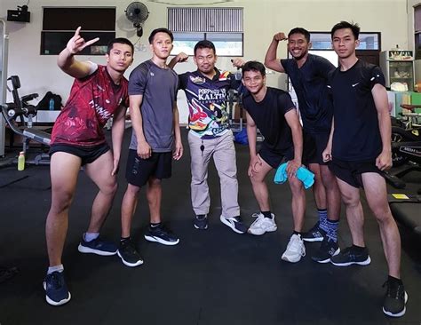 Gay SeX Maro pemburu selaku atlet binaan pilihan drum crack dan terpercaya image 1