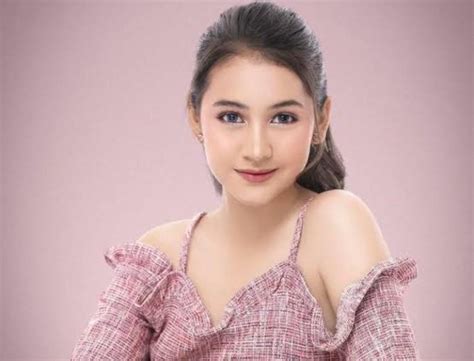 Foto Artis Indonesia Bugil yang bug sedikit dan bantuan AI tepat info sex bokep indo maksimal image 4
