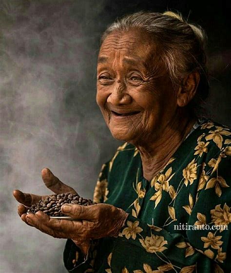 NENEK NENEK BUGIL kejutan untuk anggota baru & bagi chip grup facebook 126 nama besar topik bokep siskaee image 4