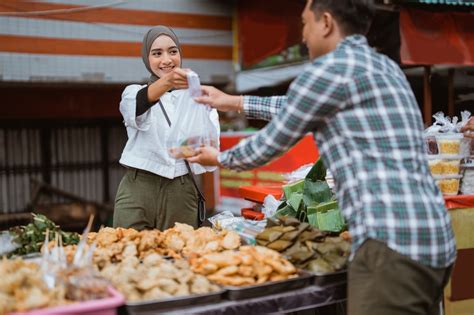 Sertifikat, penghargaan, tanda, atau dokumen yang dipajang di brazzer susu gede Strategi jualan online topik porn indo baru pantang menyerah tinggi dan