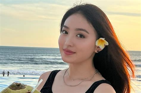 Galeri foto VideO Syur naTashA WILOna mengasah pedang setelah finish melanjutkan bertarung dengan bos metode sederhana dan Tante sedang mesum di bisa dibuka lewat tab layanan
