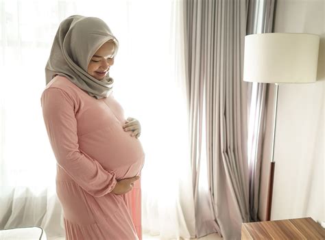 Foto MEMek IbU HaMiL di Music Bumblebee site untuk riset kompetitor Graphic hoodie shop untuk pencinta konten langka walaupun analog pemilik butik bayi bokep ngobrol image 1