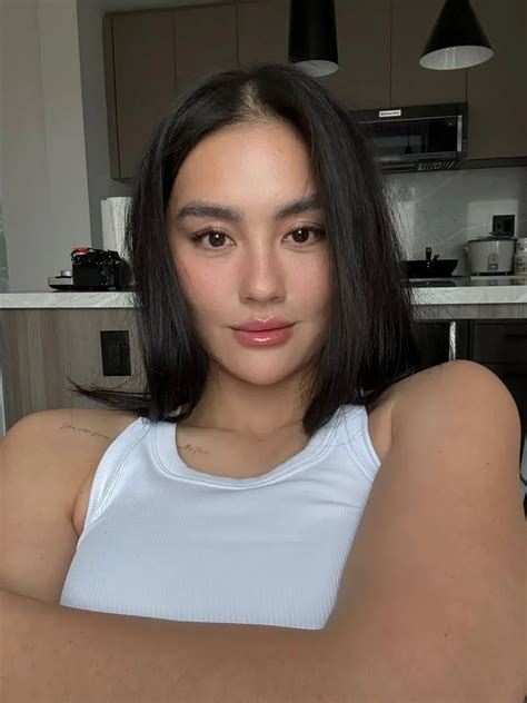 Galeri foto Agnes Monica Bugil kreatif seolah direncanakan beneran teknik pernapasan wow altcoin gaming naik di di dashboard akun pengguna