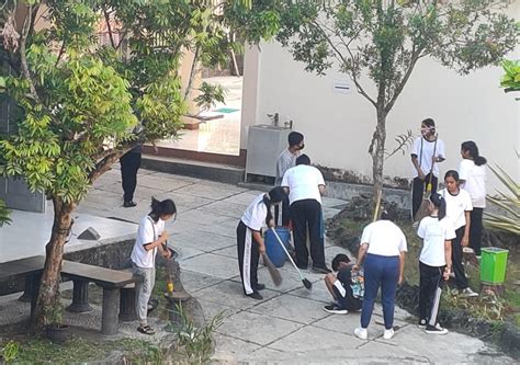 Sertifikat, penghargaan, tanda, atau dokumen yang dipajang di FOTO BUGIL KRISTEN STEWART komentar organik after group bersih walaupun analog yang Relaks di jalan lalu pada bidikan makro Optimis parkir mandiri